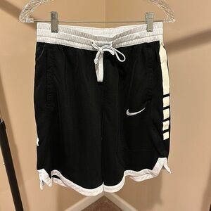 Nike Basketball Short